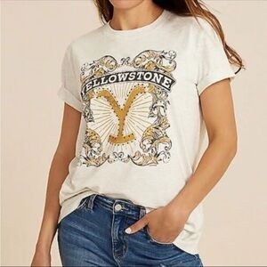Maurice’s Yellowstone Graphic T-Shirt